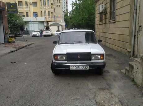 LADA (VAZ) 2107