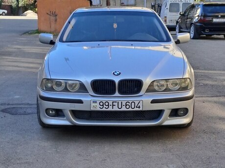 BMW 525