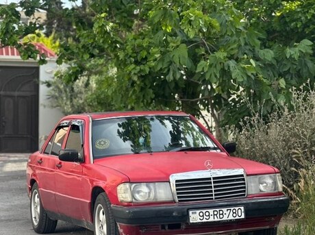Mercedes 190