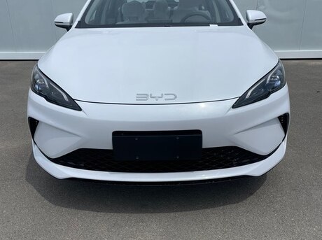 BYD Seal 05