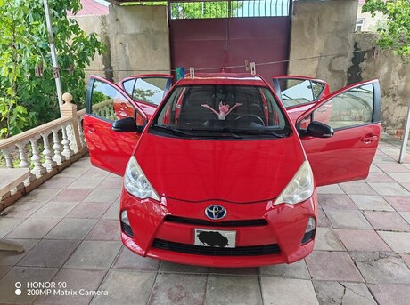 Toyota Prius C