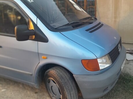 Mercedes Vito 114