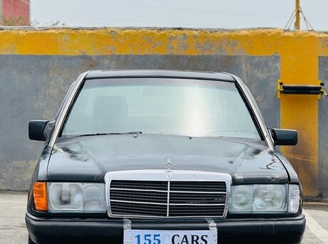 Mercedes 190