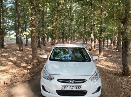 Hyundai Accent