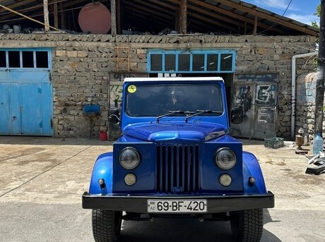 GAZ 69