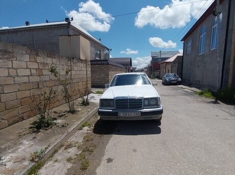 Mercedes 190