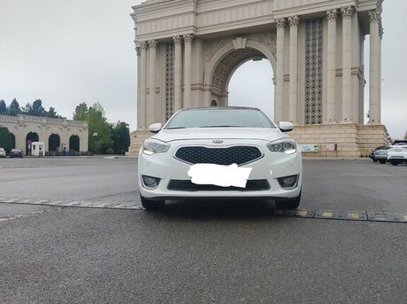 Kia Cadenza