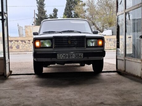 LADA (VAZ) 2107