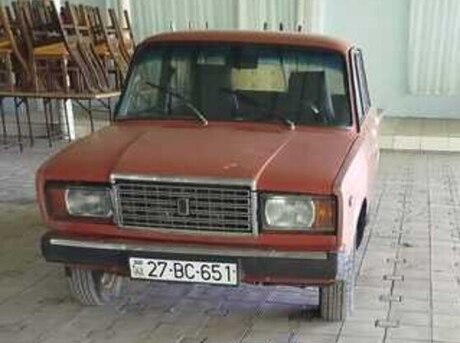 LADA (VAZ) 2107