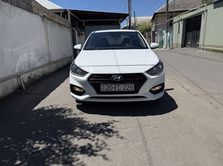 Hyundai Accent