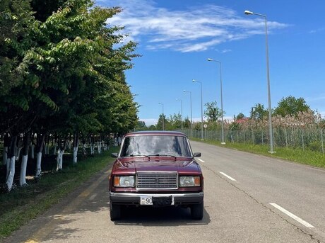 LADA (VAZ) 2107