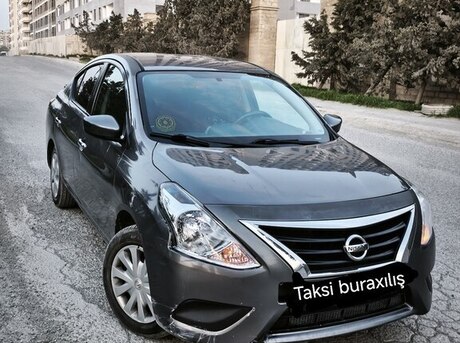 Nissan Versa