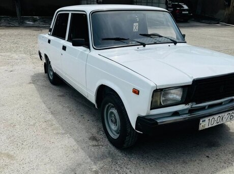 LADA (VAZ) 2107