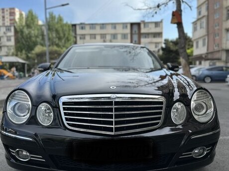 Mercedes E 200