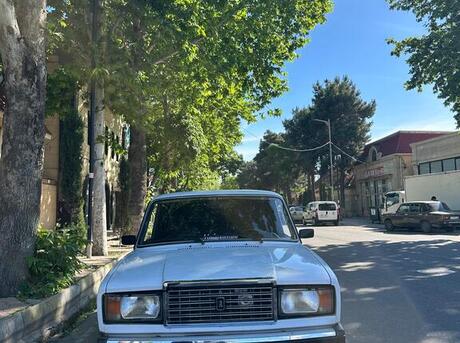 LADA (VAZ) 2107