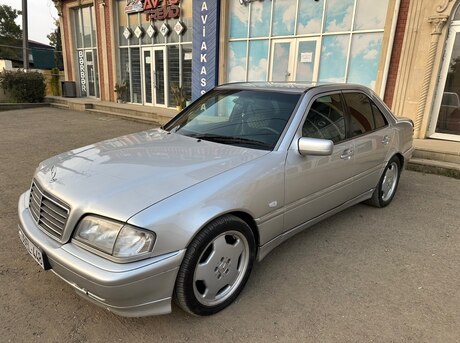 Mercedes C 220