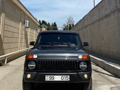 LADA (VAZ) Niva