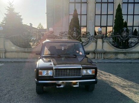 LADA (VAZ) 2107