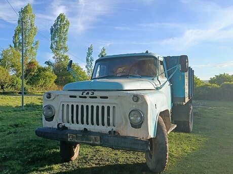 GAZ 52
