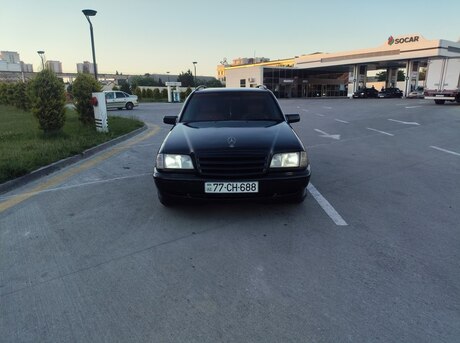 Mercedes C 180