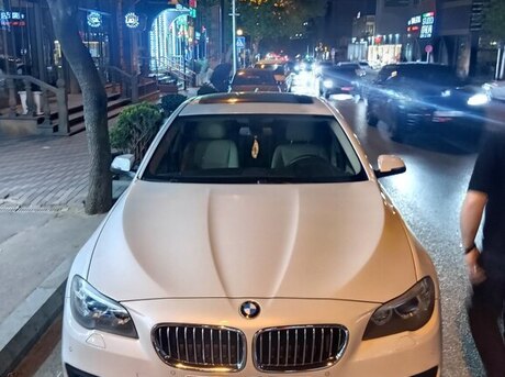 BMW 528