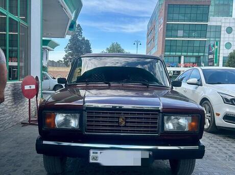 LADA (VAZ) 2107