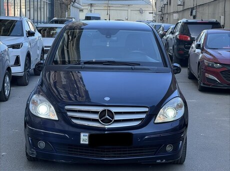 Mercedes B 170