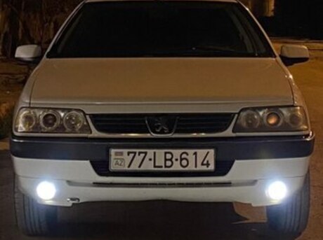 Peugeot 405