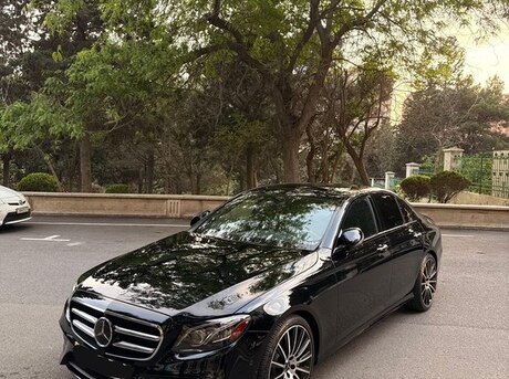 Mercedes E 300