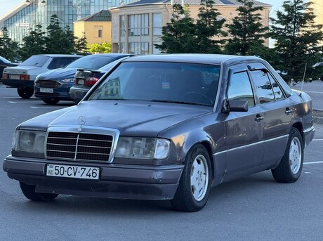 Mercedes 200 D