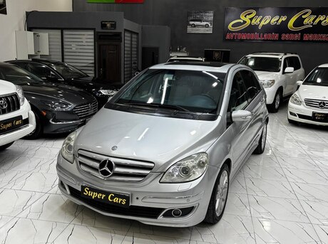 Mercedes B 200