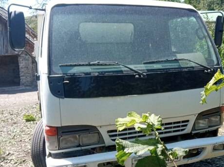Isuzu NPR 66 L