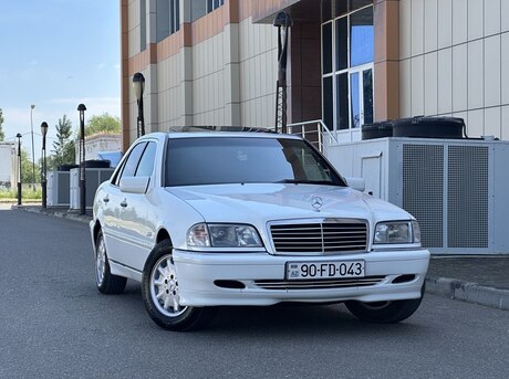 Mercedes C 220