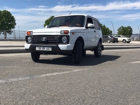 LADA (VAZ) Niva