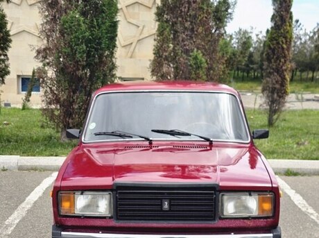 LADA (VAZ) 2107