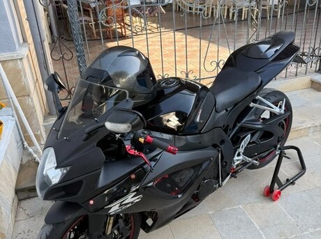 Suzuki GSX-R 750
