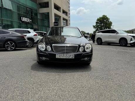 Mercedes E 320