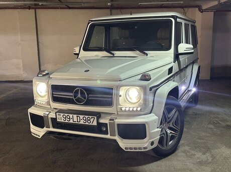 Mercedes G 500
