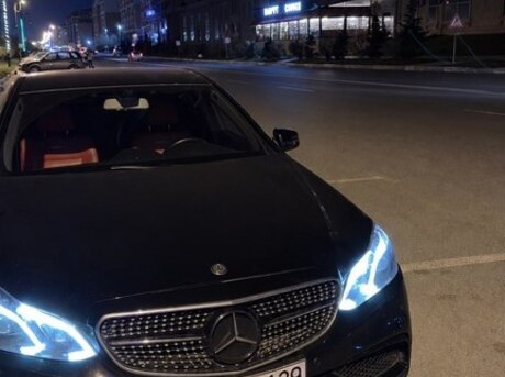 Mercedes E 200