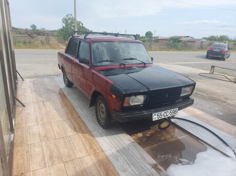 LADA (VAZ) 2105