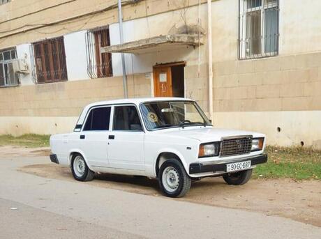 LADA (VAZ) 2107