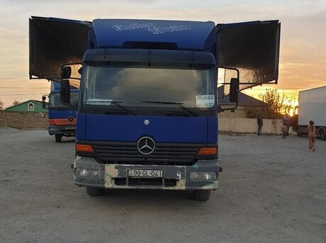 Mercedes Atego 1523