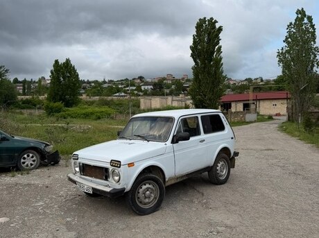 LADA (VAZ) Niva