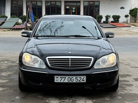 Mercedes S 500