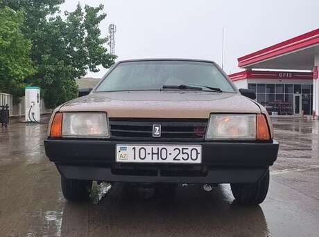 LADA (VAZ) 21099