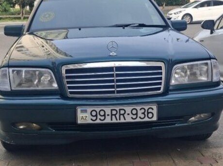 Mercedes C 240