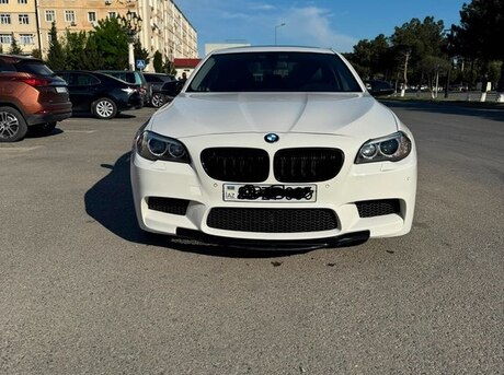 BMW 528