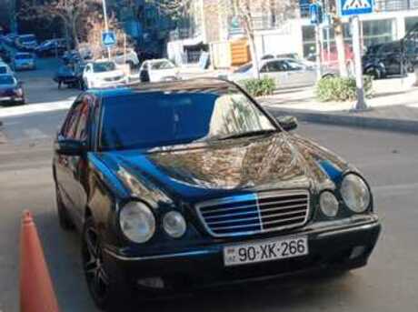 Mercedes E 240