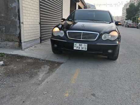 Mercedes C 240