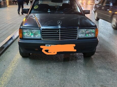 Mercedes 190